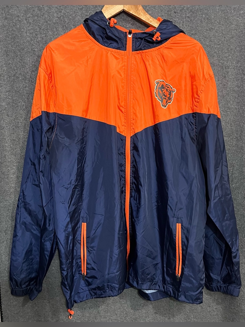 NFL Apparel Chicago Bears Windbreaker Men’s XL